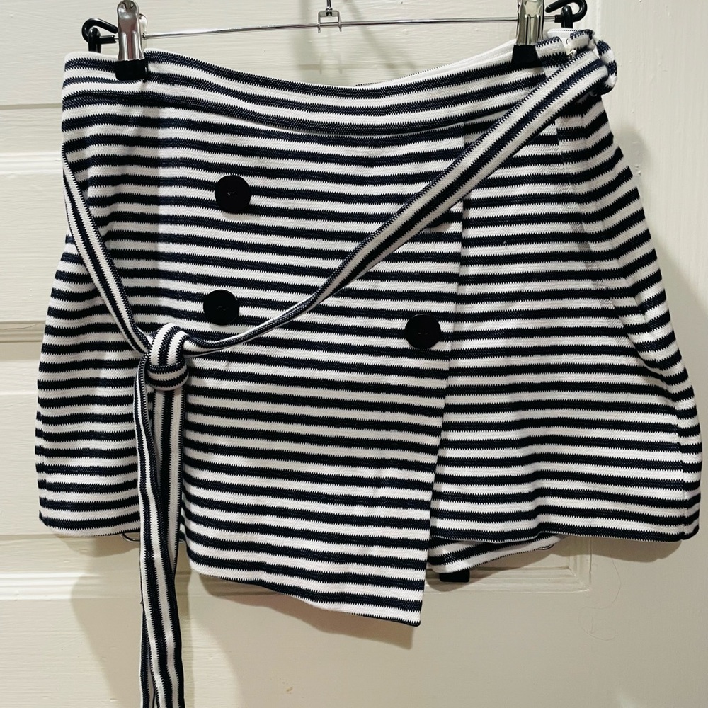 Express Striped Navy and White Skort, size small, Sailor style